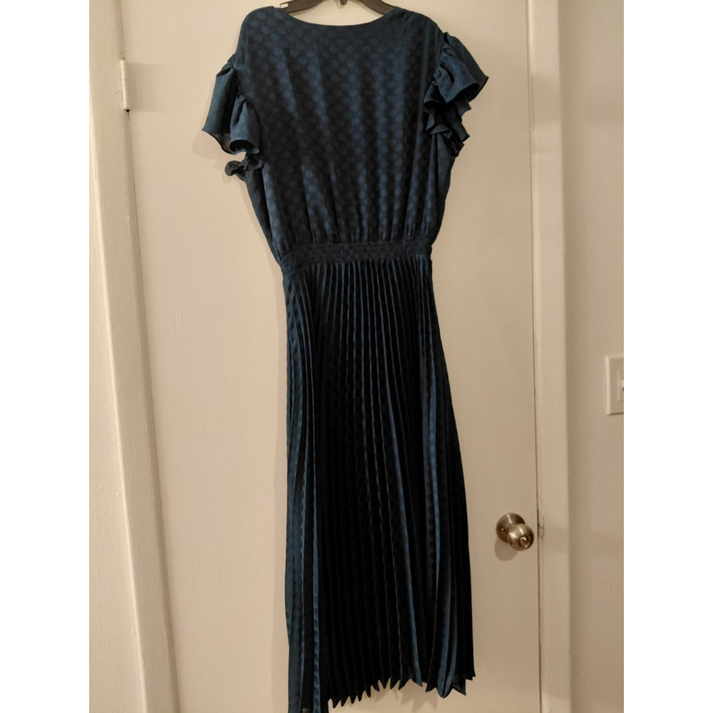 Max Studio Women’s Dress Navy Blue Short Sleeve V-Neck Tiered Ruffle Size M - Picture 5 of 5